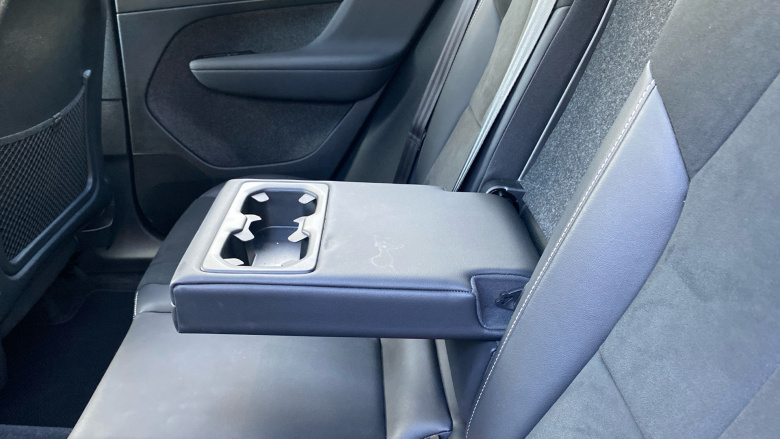 Volvo Xc40 2.0 B4P R DESIGN 5dr Auto Petrol Estate